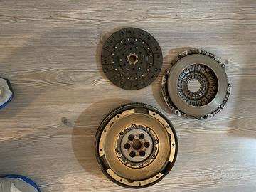 Kit cambio più frizione  zafira ecom