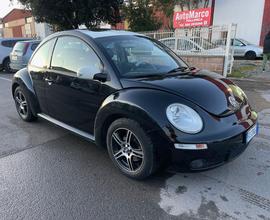 VOLKSWAGEN - New Beetle - 1.6