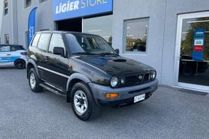 Nissan Terrano II 2.7 Tdi 3 porte SR Safari