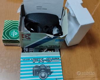 Macchina fotografica Yashica FX-3 Super 2000