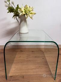 Tavolino in cristallo temperato curvato