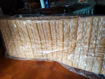 materassi  singoli colori arancione, dorato o azzu