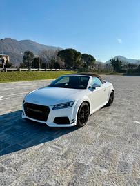 Audi TT Roadster 1.8 TFSI S tronic S line