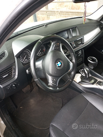 Vendo BMW X1 del 2013 km effettivi circa 160,00
