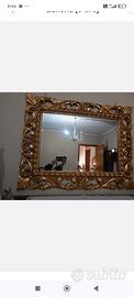 specchio in legno oro