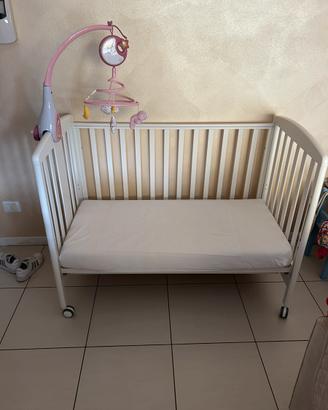 Lettino Italbaby in legno con decoro - Come Nuovo