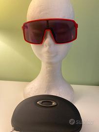 Occhiali Oakley sutro