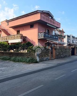 3 LOCALI A MONTALTO DI CASTRO