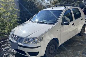 Splendida Fiat Punto 1.2 Natural Power