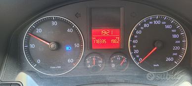 Golf V 2.0 Tdi con gancio traino