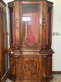 Cristalliera stile antico in legno massello