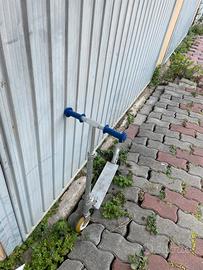 Monopattino in ferro