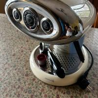 macchina caffé ILLY iperespresso X7.1