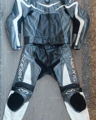 Tuta moto suomy taglia 52(leggi bene)