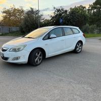 OPEL ASTRA J 1.7 Sports Tourer