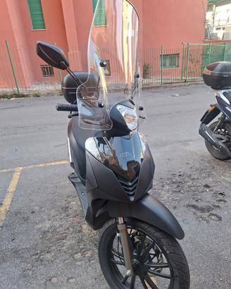 Scooter KL B-TRE 125