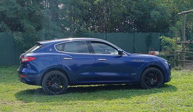 Maserati Levante 3.0 turbo diesel 250 cv Q4