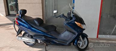Suzuki Burgman 400
