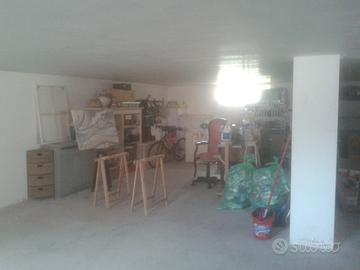 Posto auto al chiuso da mq 40