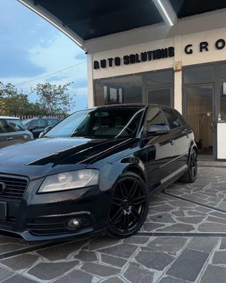 Audi A3 Sportback 1.6 105cv S-Line Total Black