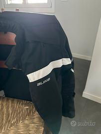 Giubbotto moto con protezione spalle e gomiti