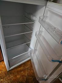 Frigorifero con congelatore