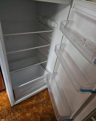Frigorifero con congelatore