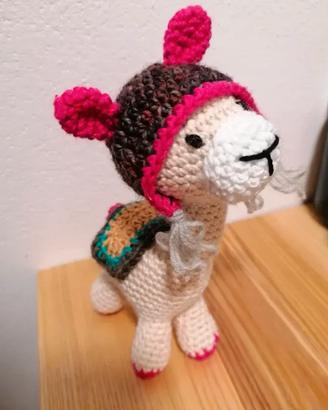 Alpaca Amigurumi fatta a mano