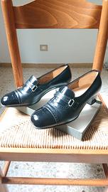 TG.40 scarpa nera in pelle donna 