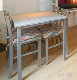 4 sedie + tavolo da pranzo