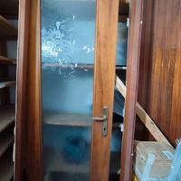 Porta con vetro decorato