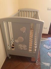 Armadio e lettino a cancelli materasso Foppapedr