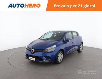 RENAULT Clio HB04927