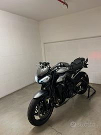 Triumph street triple 765 in garanzia