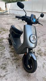 Niu scooter elettrico