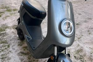 Niu scooter elettrico
