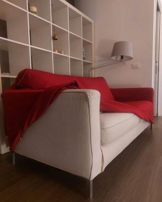 Divano con fodera su misura