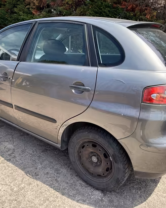 SEAT IBIZA 1.2 RICAMBI USATI