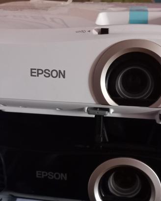 Epson proiettore full HD hdmi