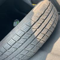 2 gomme  2 cerchi 155 80 R 13