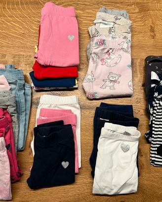 Stock leggings e pantaloni da bambina