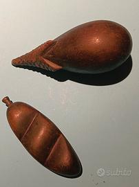 Scultura Frutto in metallo e pietra 