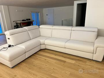 Poltronesofà Forlì angolare letto relax elettrico