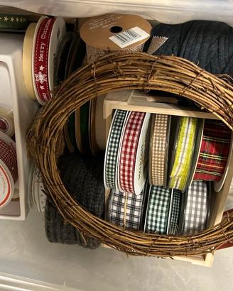 🎀 Lotto DIY - 5 scatole di materiali vari
