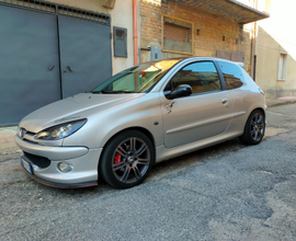 Peugeot 206 1.6 hdi rouge e noir