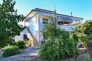 Villa a Castellana Grotte, 4 locali