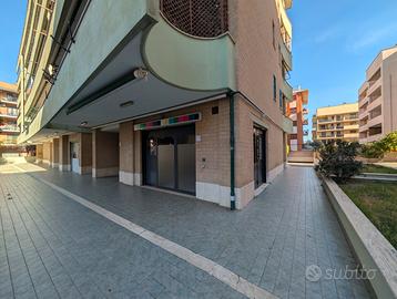 C1 Ufficio negozio laboratoio