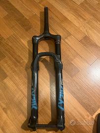 Rock shox lyrik