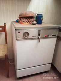 Vecchi elettrodomestici