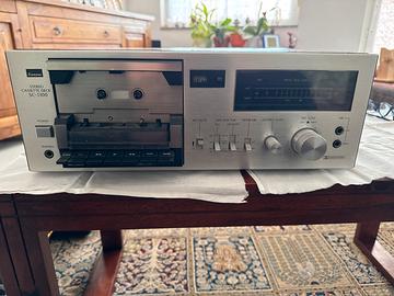Stereo cassette tape deck Sansui